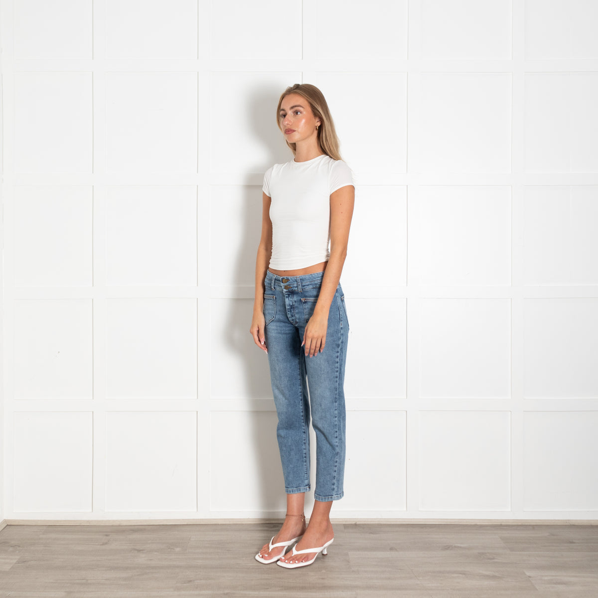 Donna Ida Crop Straight Jeans With Button Fly