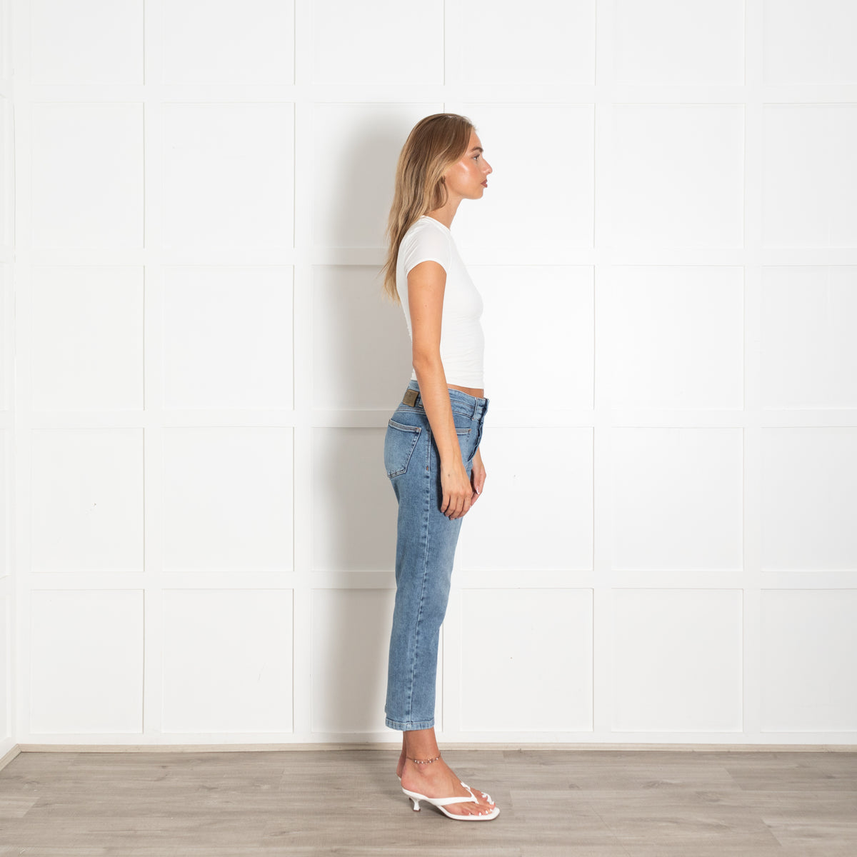 Donna Ida Crop Straight Jeans With Button Fly