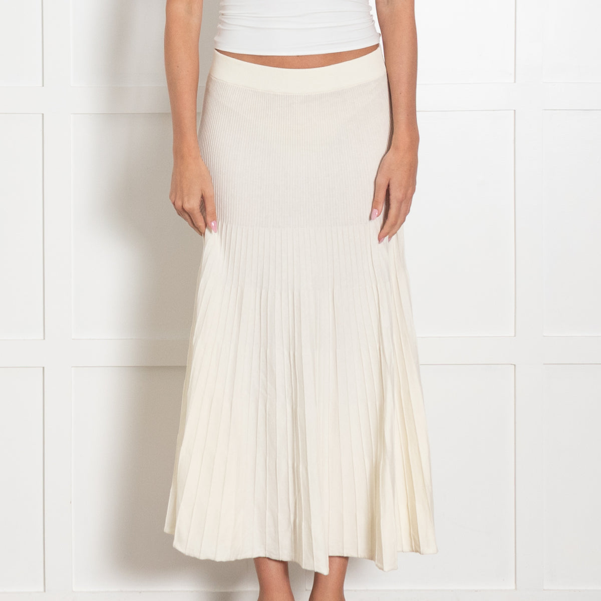 Amina Rubinacci Cream Knit Pleated Skirt