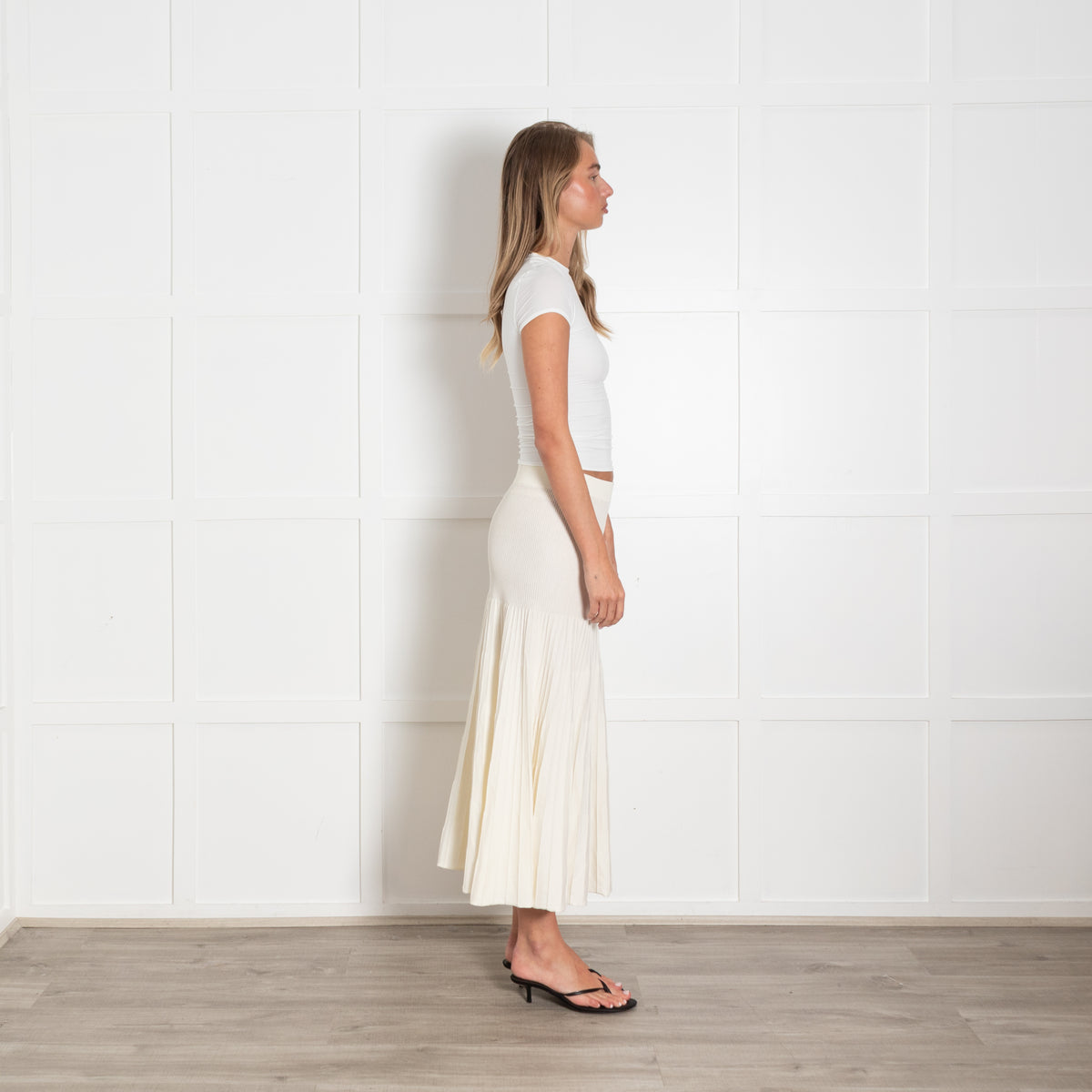Amina Rubinacci Cream Knit Pleated Skirt