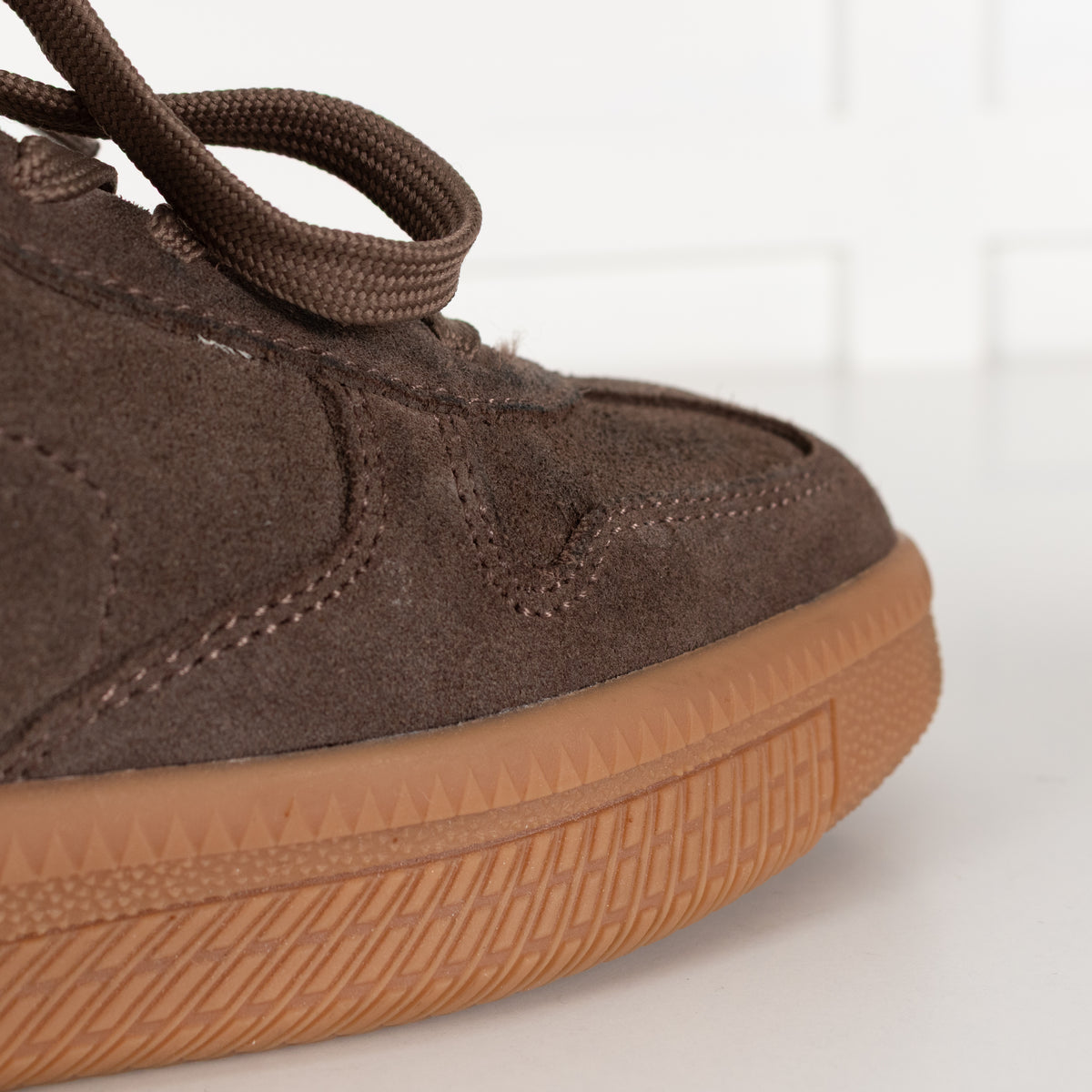 Maruti Yale Brown Sneaker