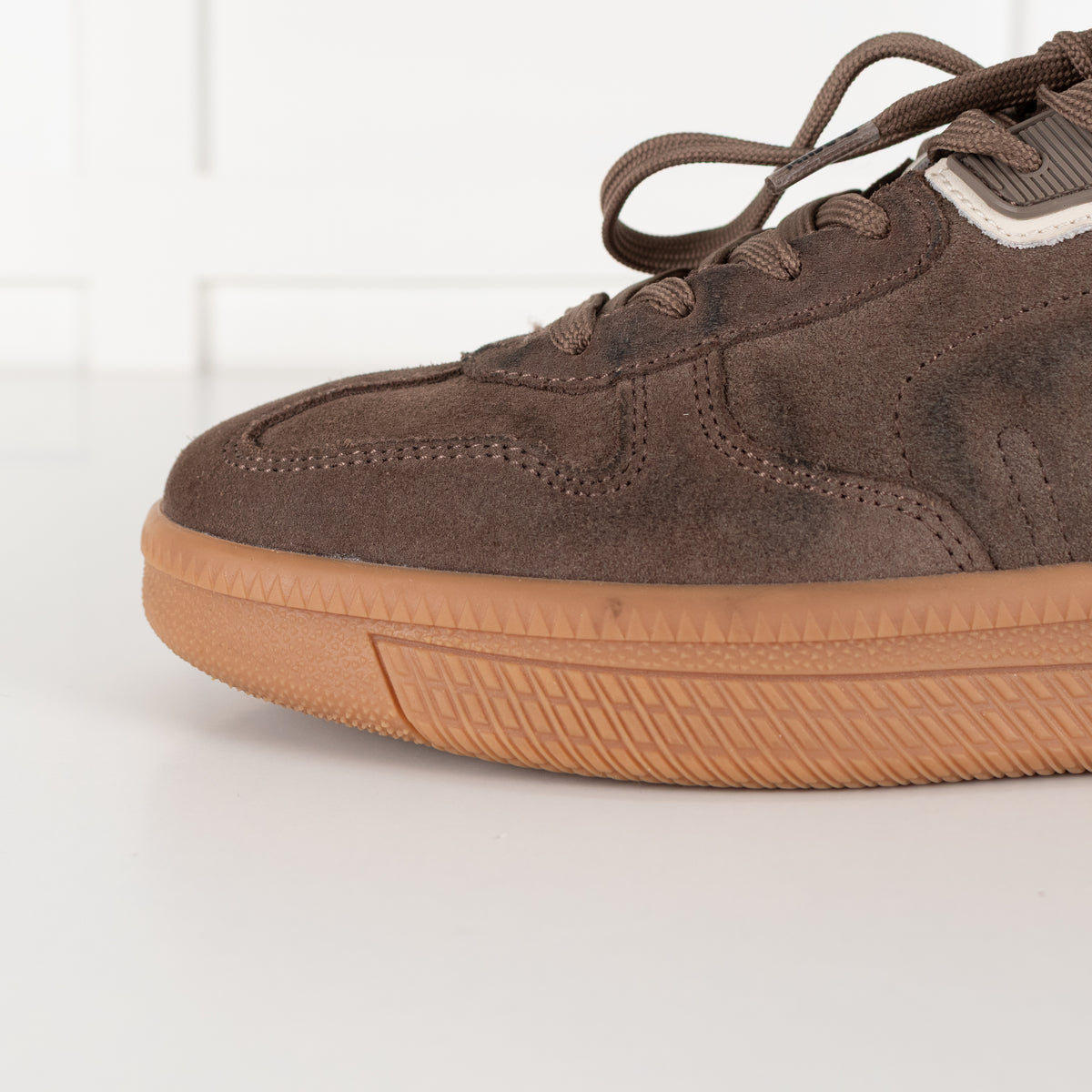 Maruti Yale Brown Sneaker