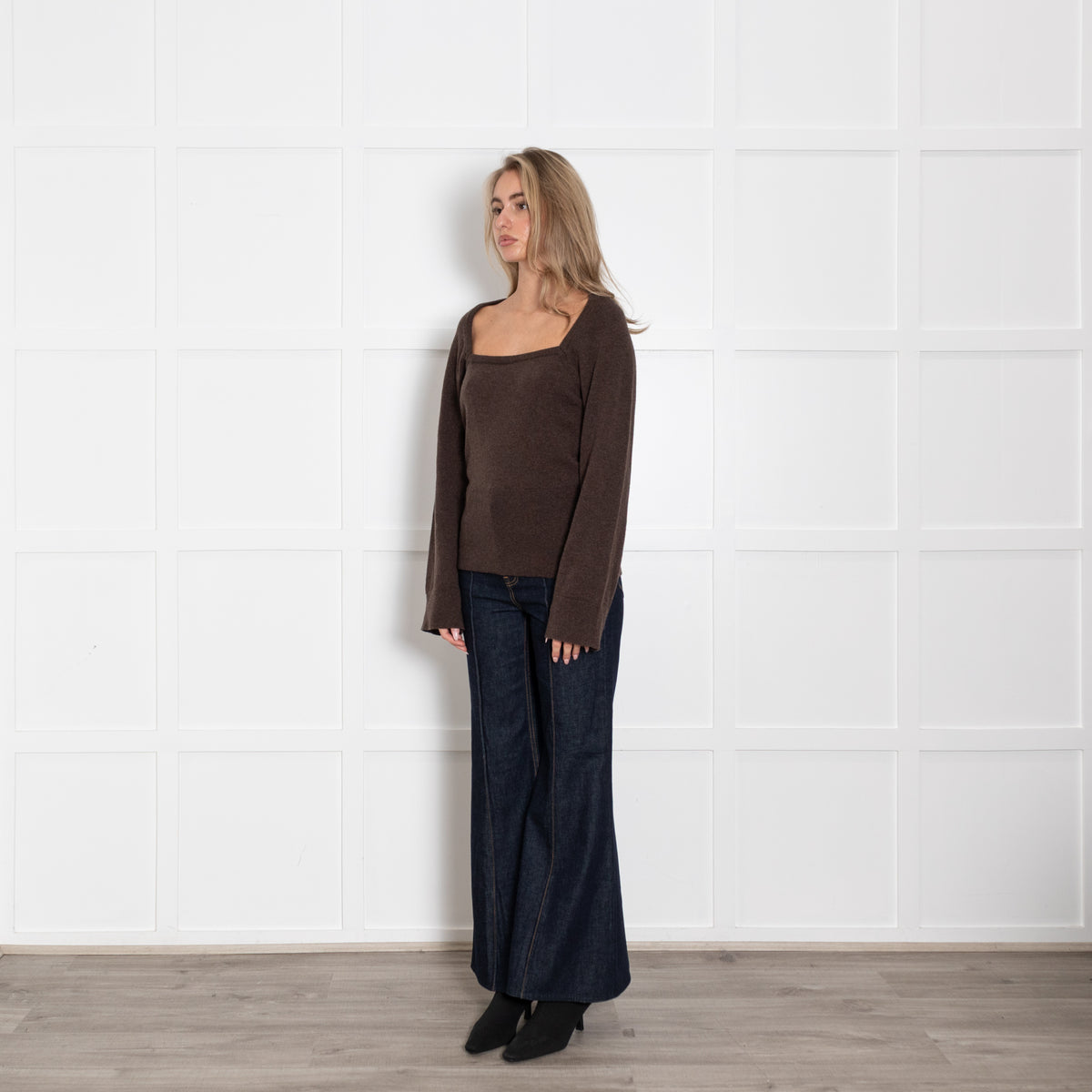 Wiggy Kit Brown Cashmere Square Neck Sweater