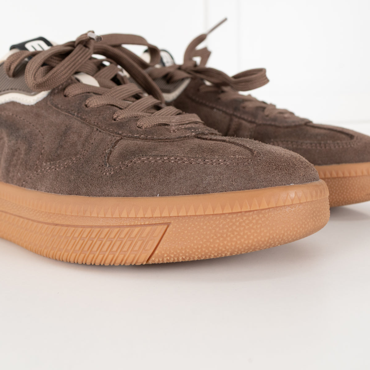 Maruti Yale Brown Sneaker