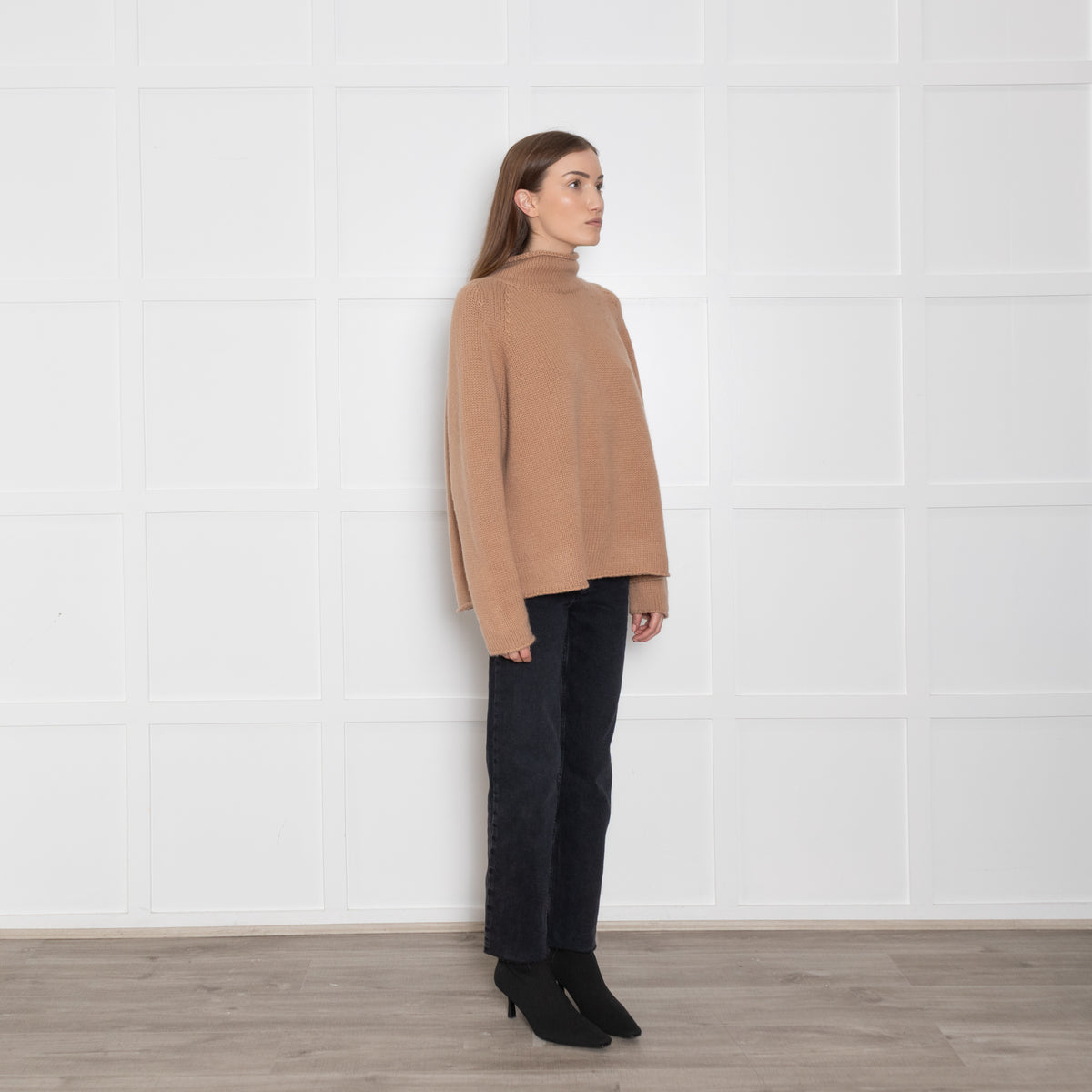 Van Kukil Camel Cashmere Funnel Neck Jumper