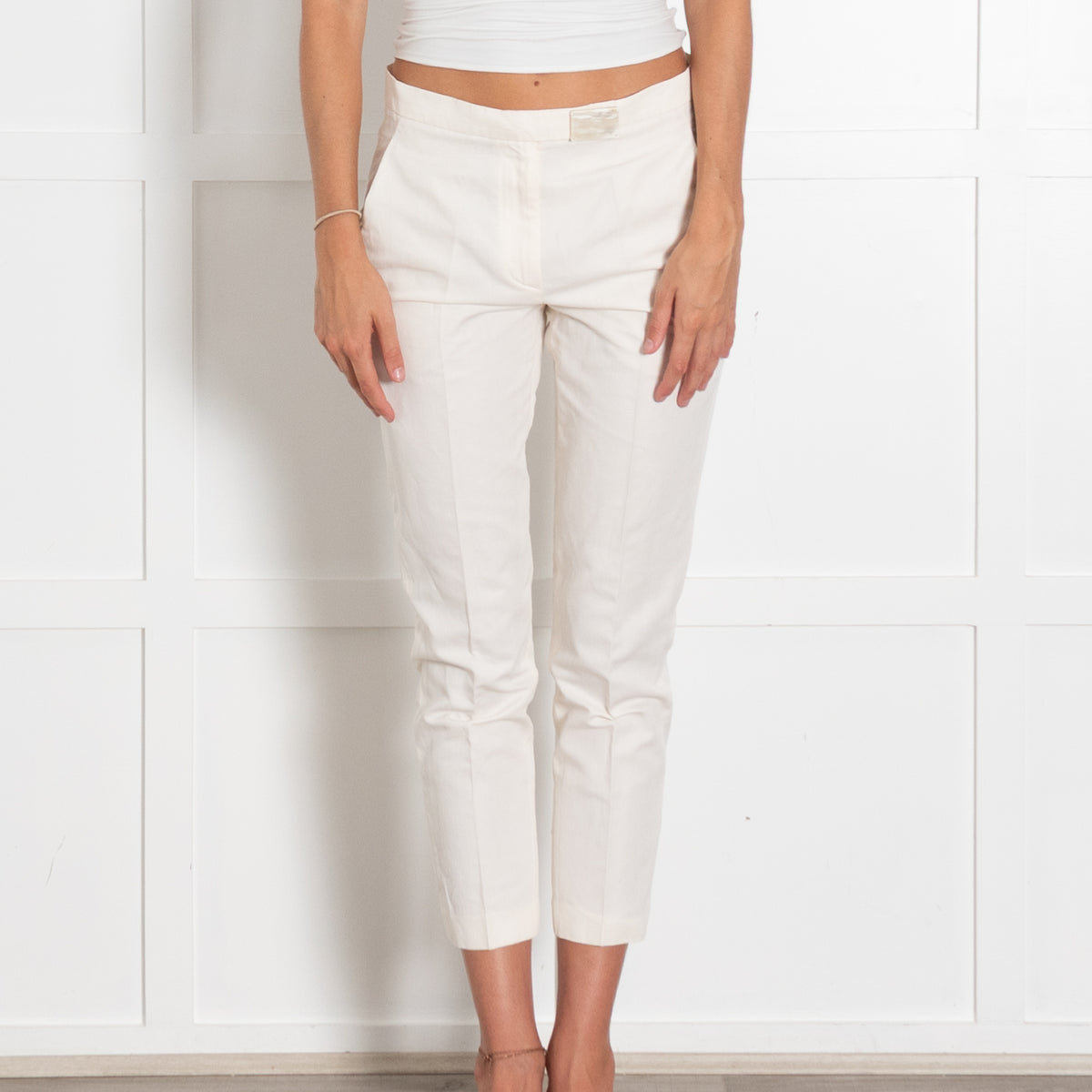 Brunello Cuccinelli Cream Tailored 3/4 Length Trouser With Enamel Belt Detail