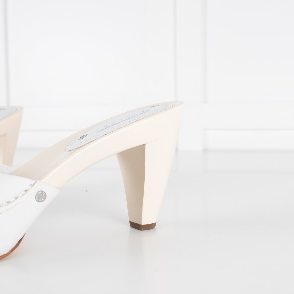 Celine White Leather Buckle Detail Sandal Heel