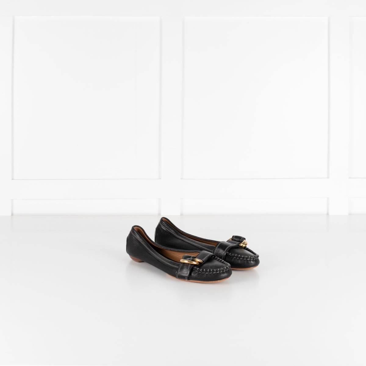 Chloé Black Grainy Leather Buckle Detail Pumps