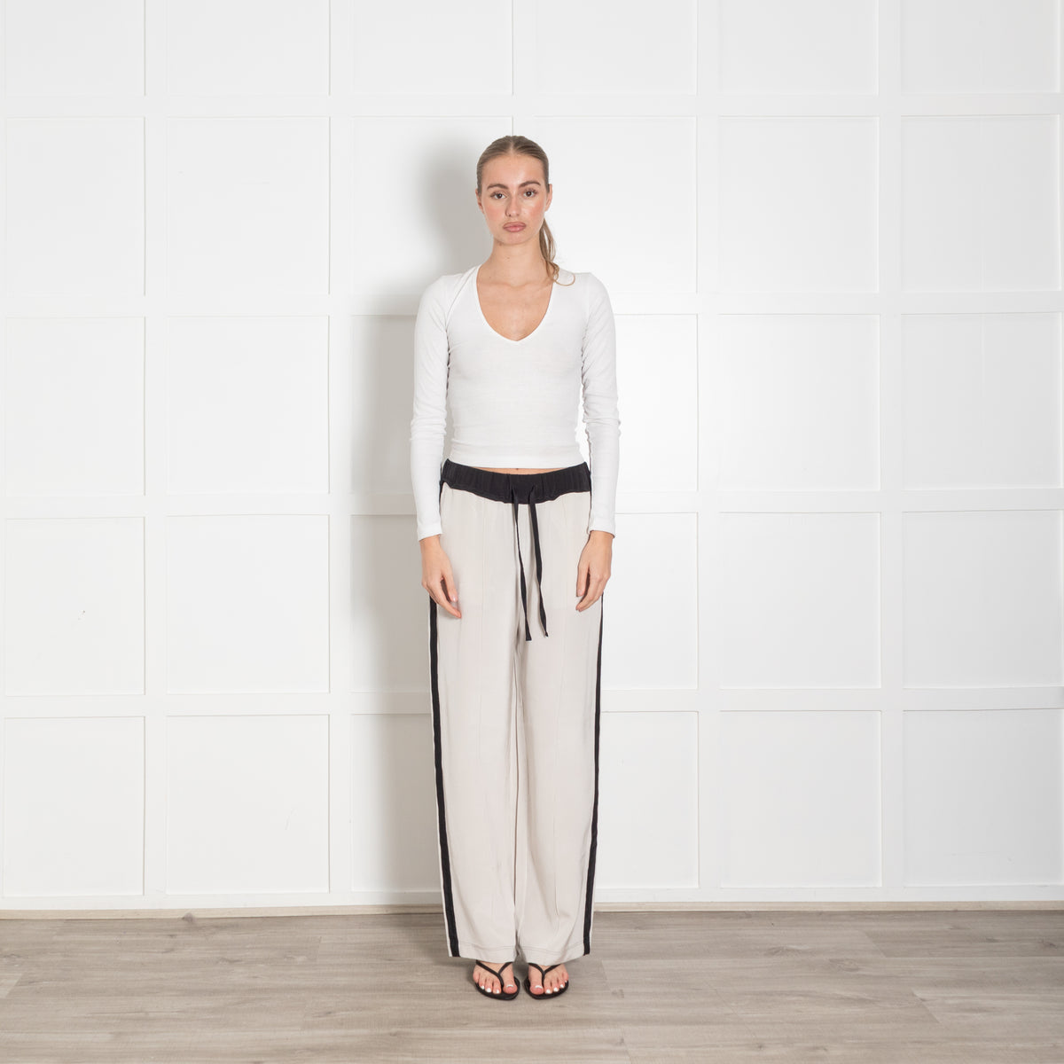 Serena Bute Cream Black Trim Silk Trousers