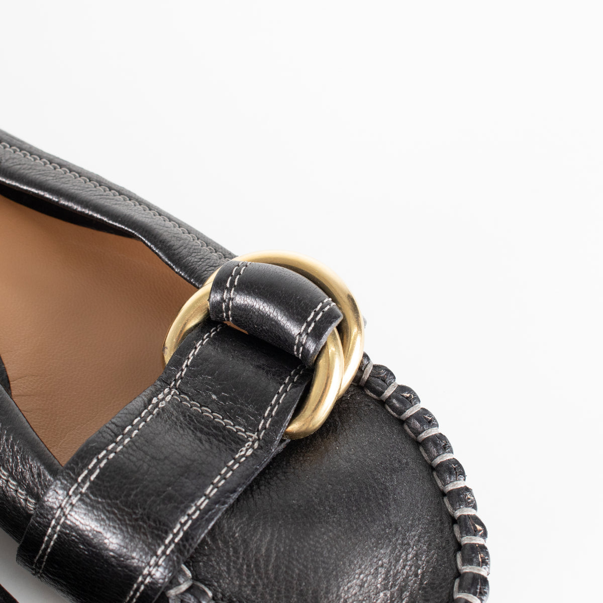 Chloé Black Grainy Leather Buckle Detail Pumps