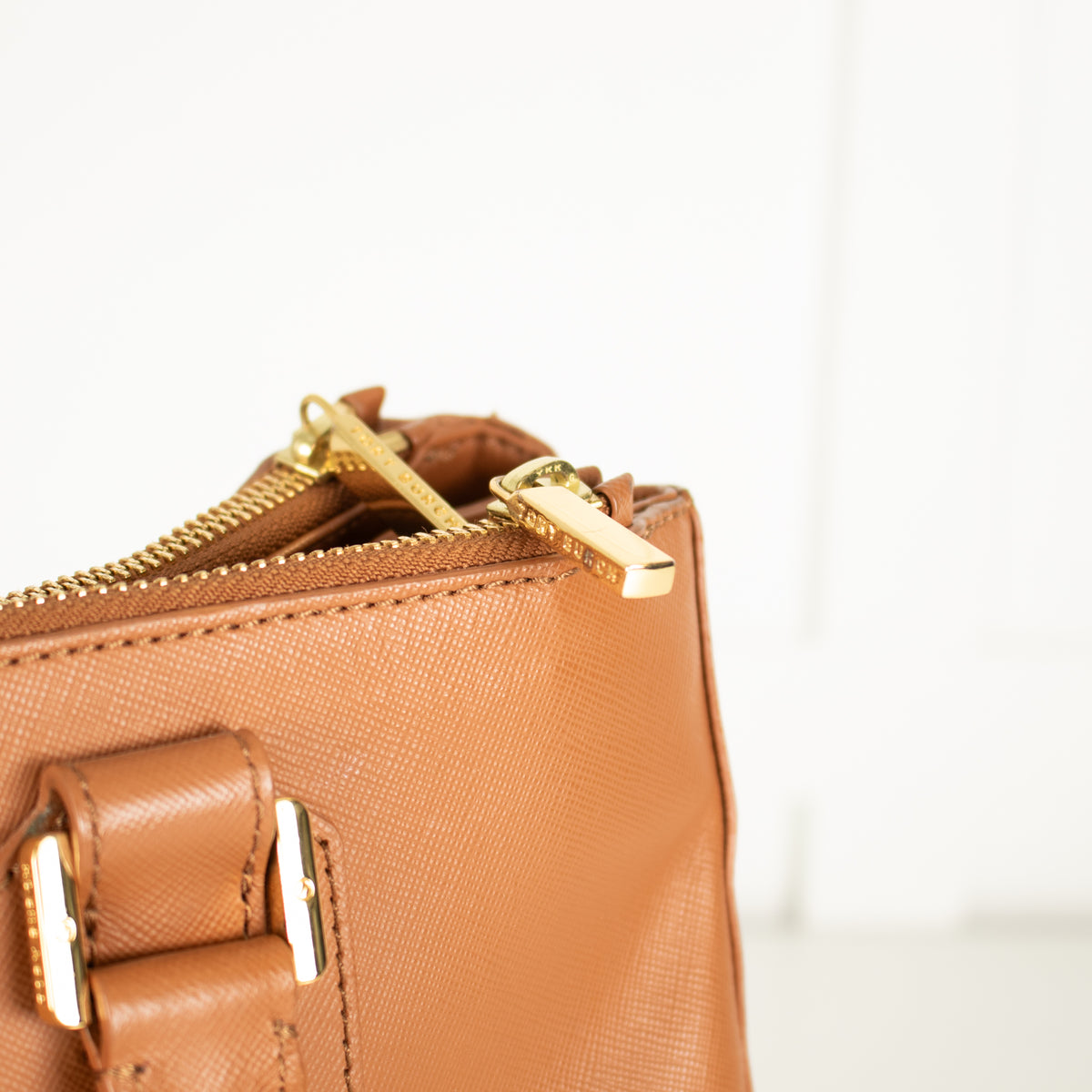 Tory Burch Robinson Tan Bag W/Long Strap