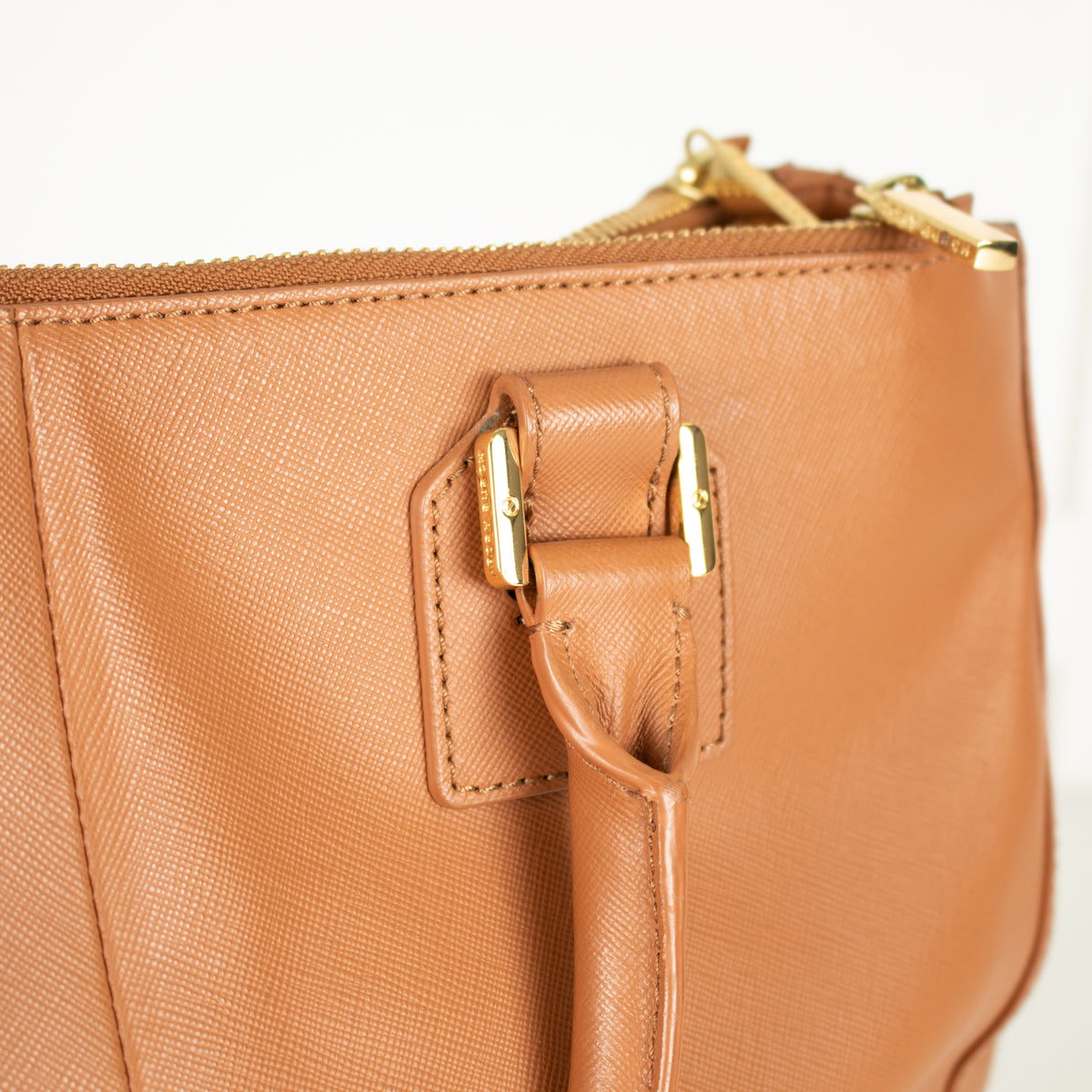 Tory Burch Robinson Tan Bag W/Long Strap