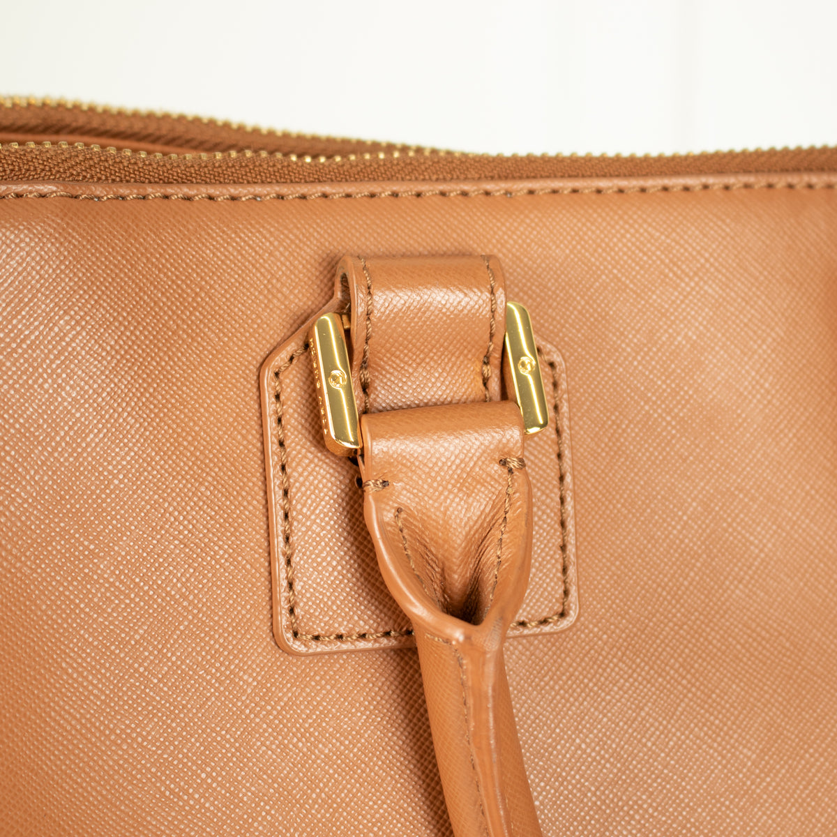 Tory Burch Robinson Tan Bag W/Long Strap