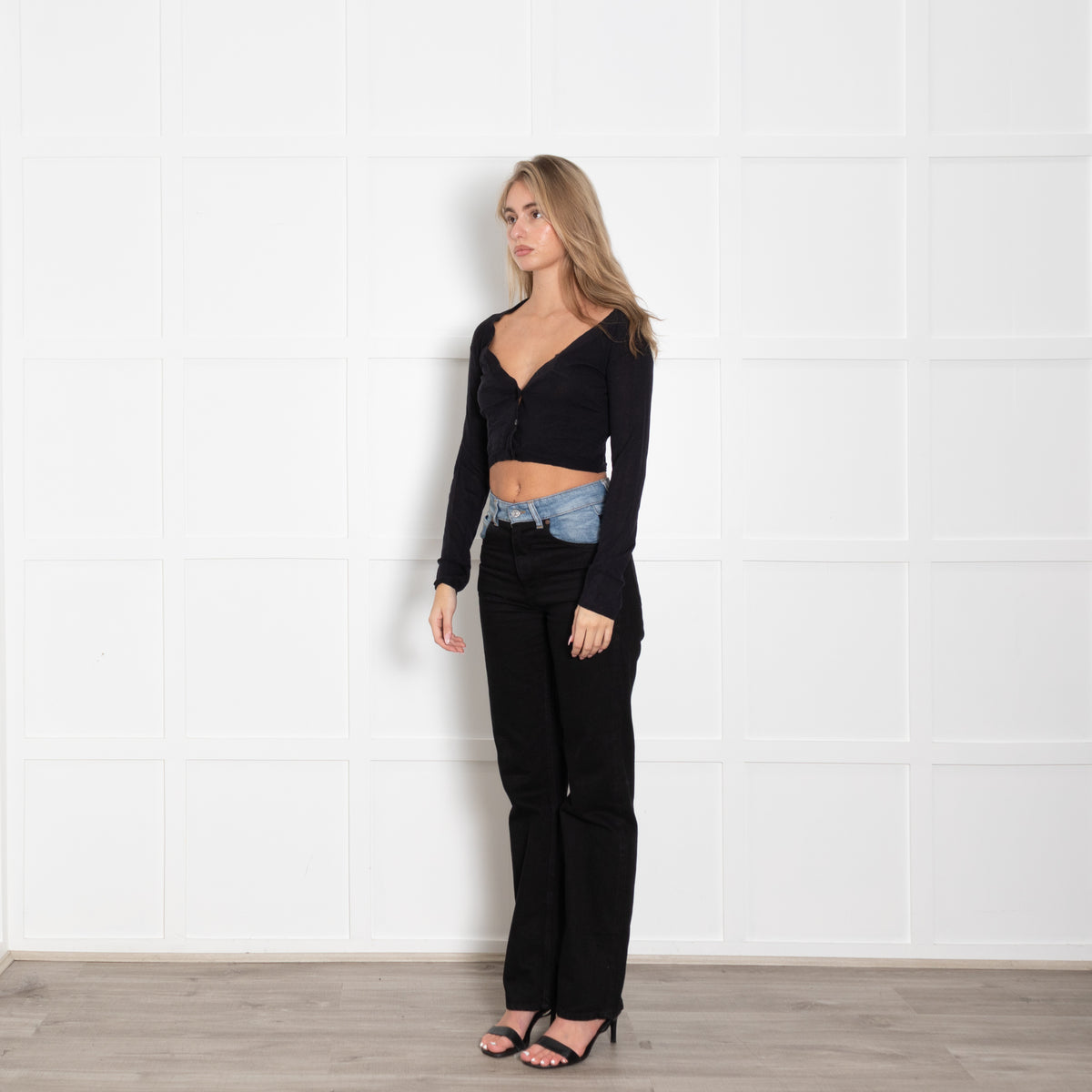 Jacquemus Black Fine Knit Crop Cardigan