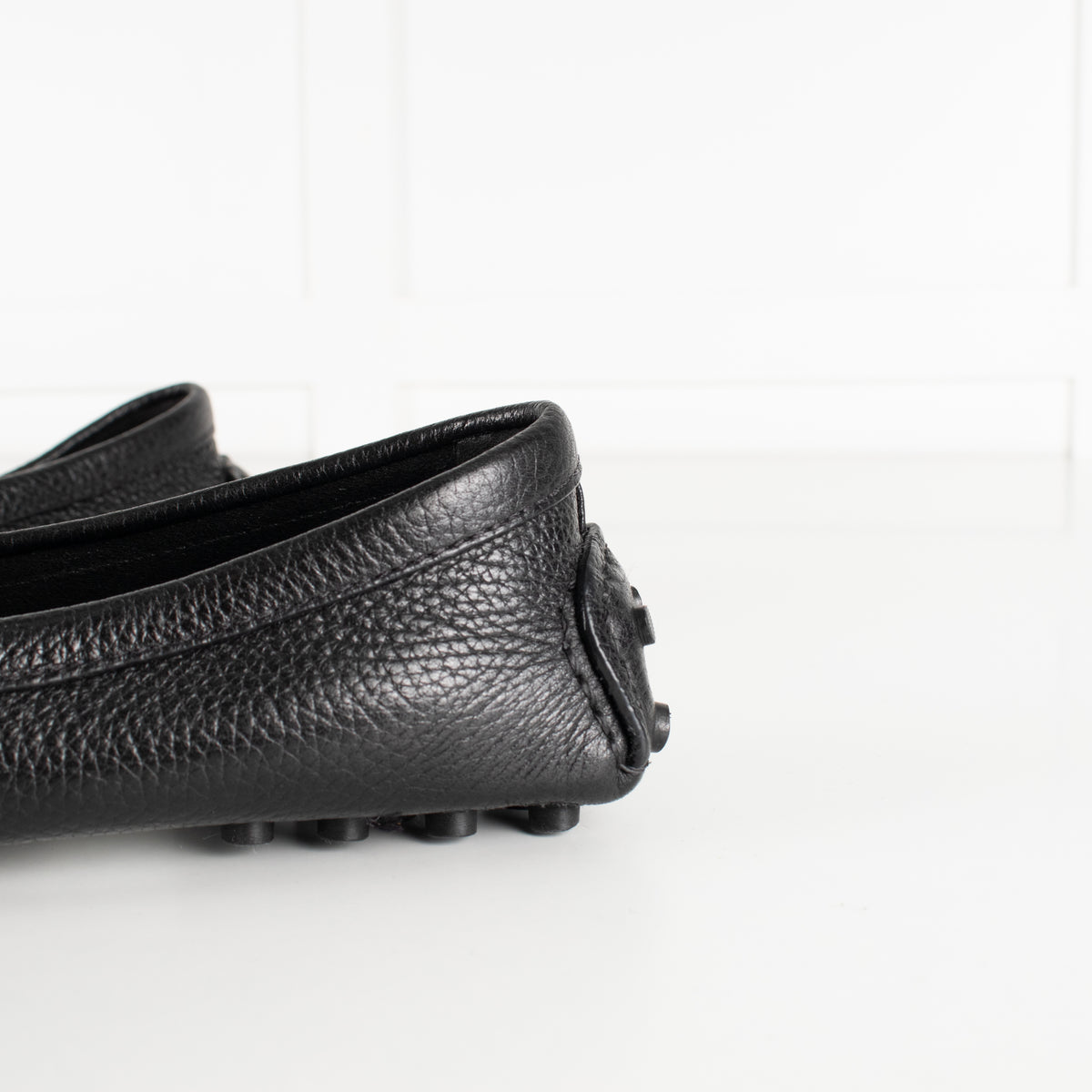 Tory Burch Black Grainy Leather Driving Shoes