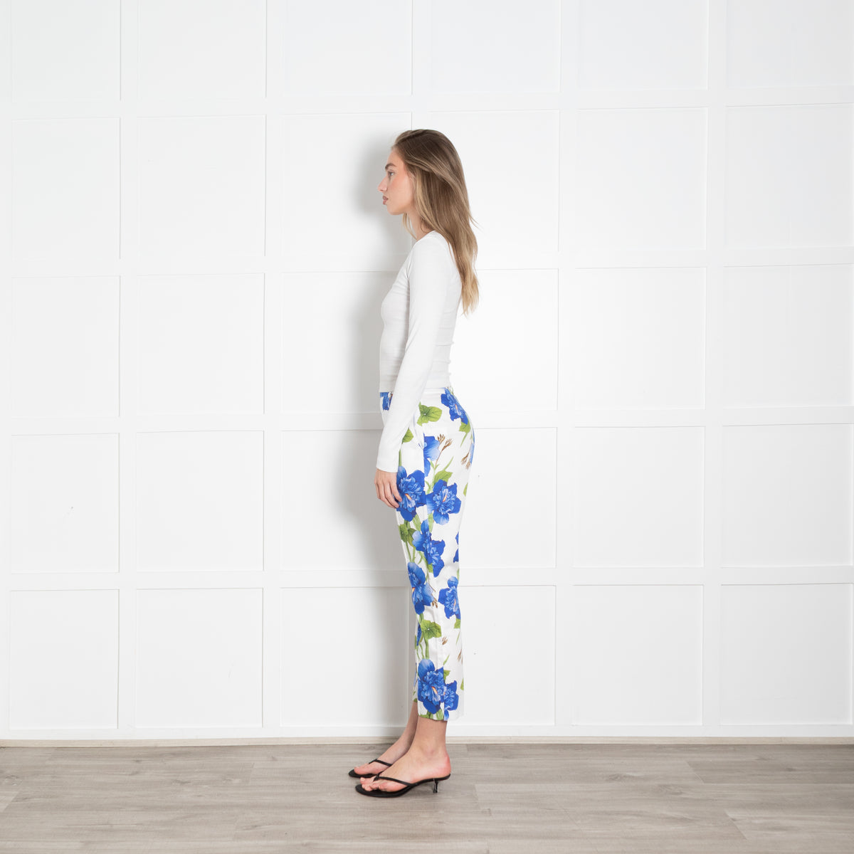 Borgo De Nor White With Blue Flowers Tailored Trousers