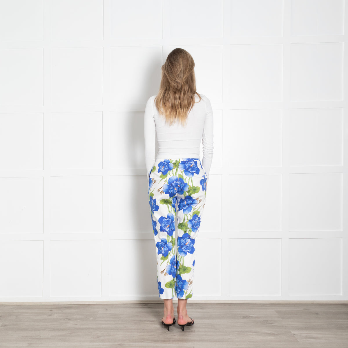 Borgo De Nor White With Blue Flowers Tailored Trousers