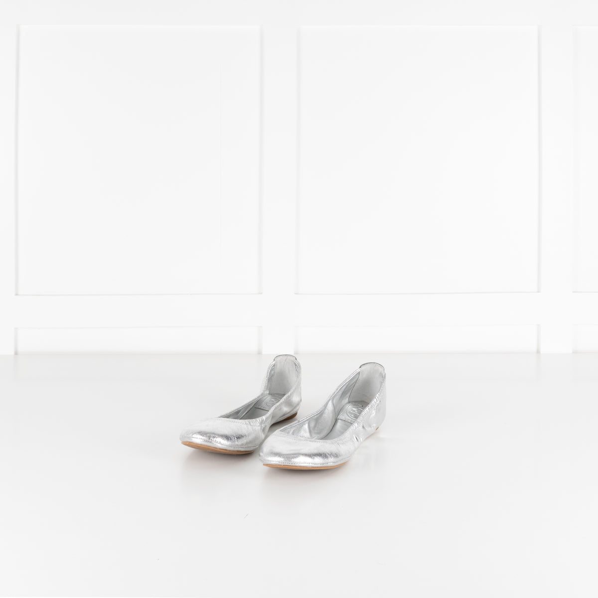 Tory Burch Silver Leather Flat Pumps