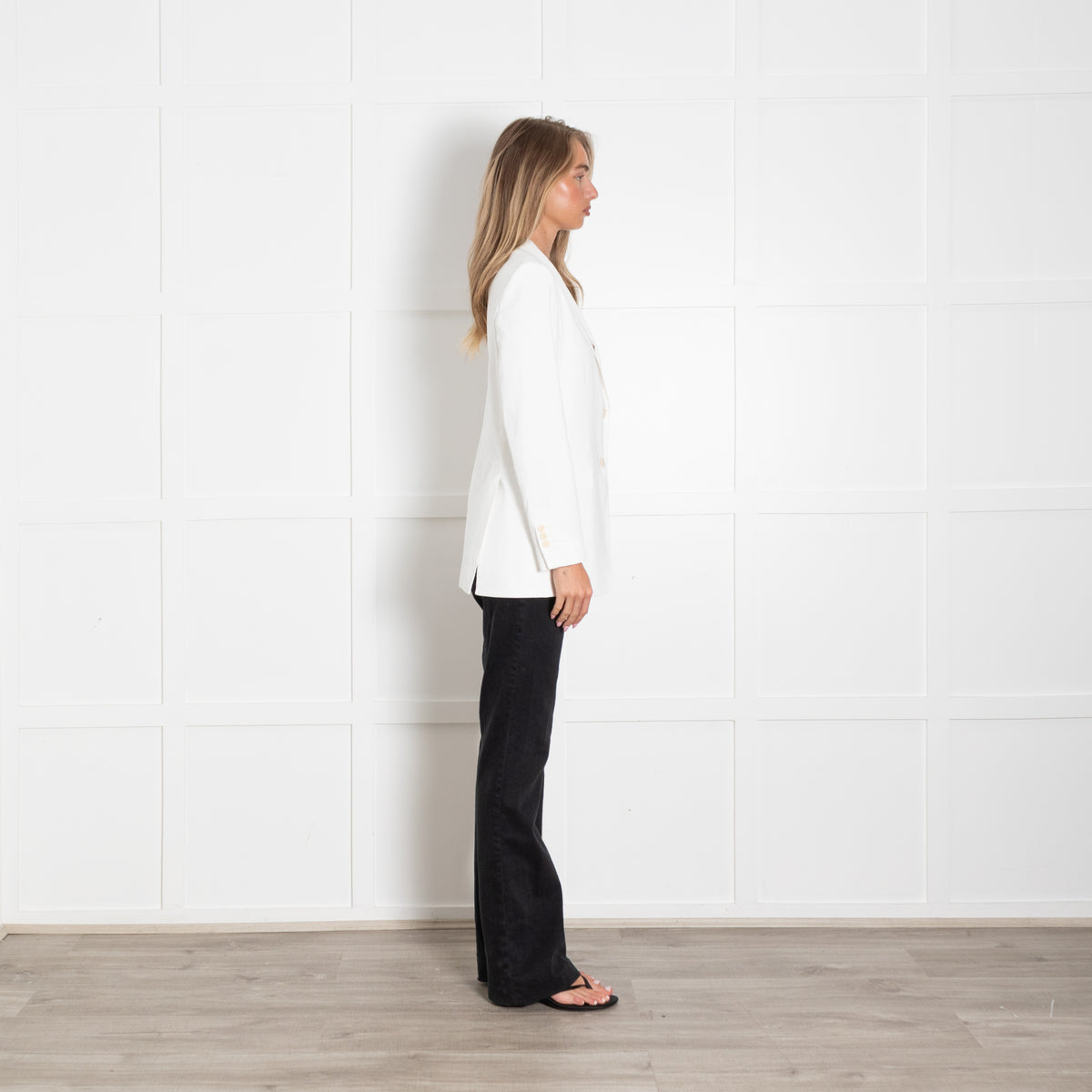 Theory White Shrunken Linen Blazer