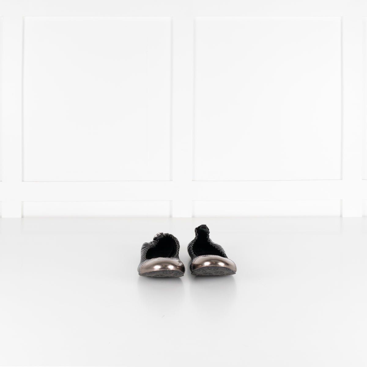 Tory Burch Black Silver Toe Banana Pumps