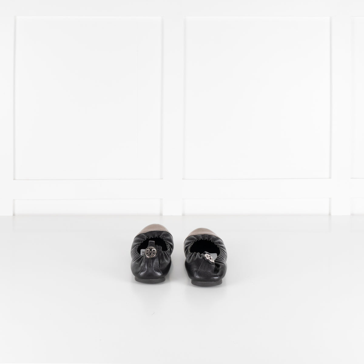 Tory Burch Black Silver Toe Banana Pumps