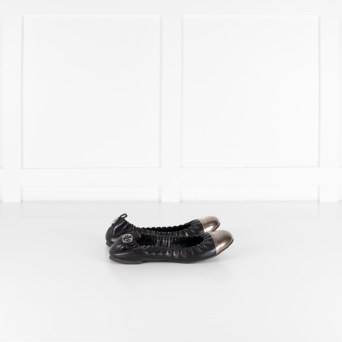 Tory Burch Black Silver Toe Banana Pumps