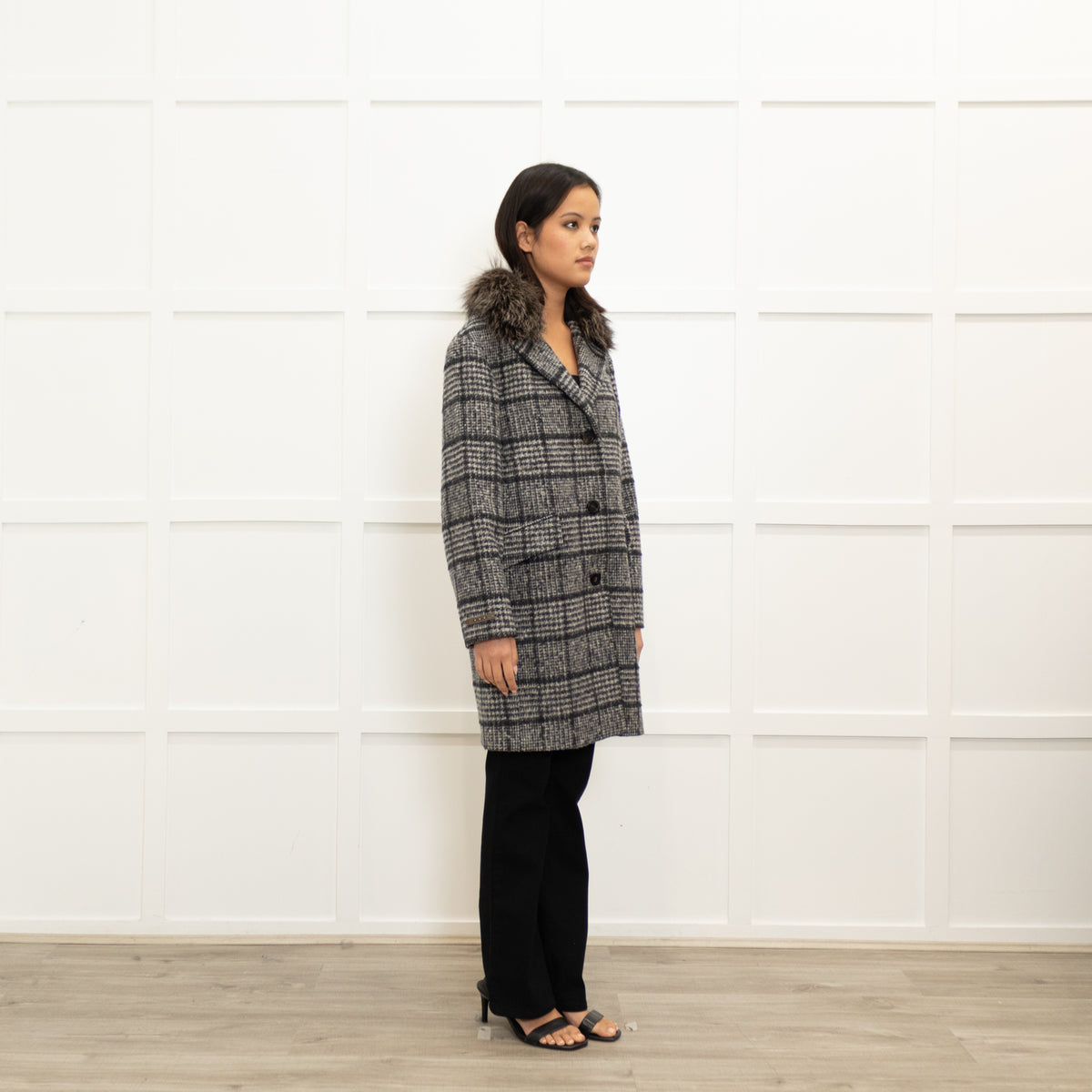 Peserico Grey Check Fur Collar Short Coat