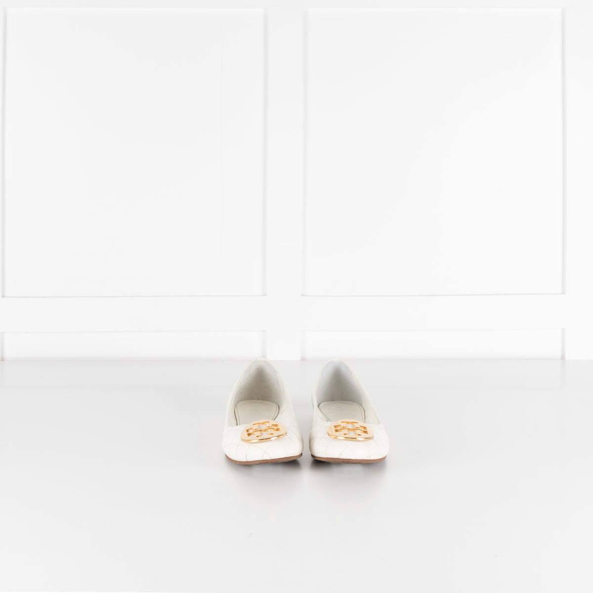 Tory Burch White Quilted Leather & Gold Medallion Pumps