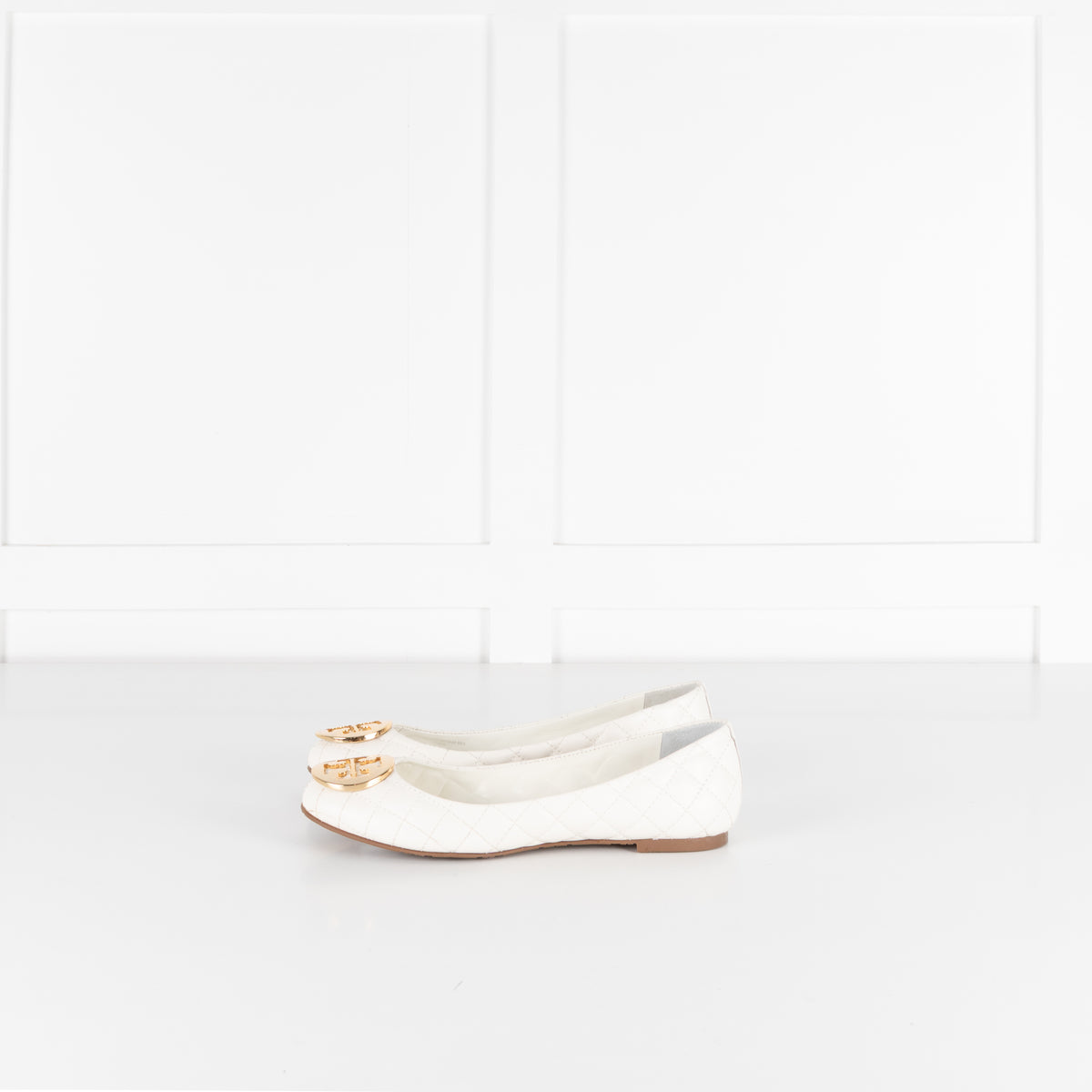 Tory Burch White Quilted Leather & Gold Medallion Pumps