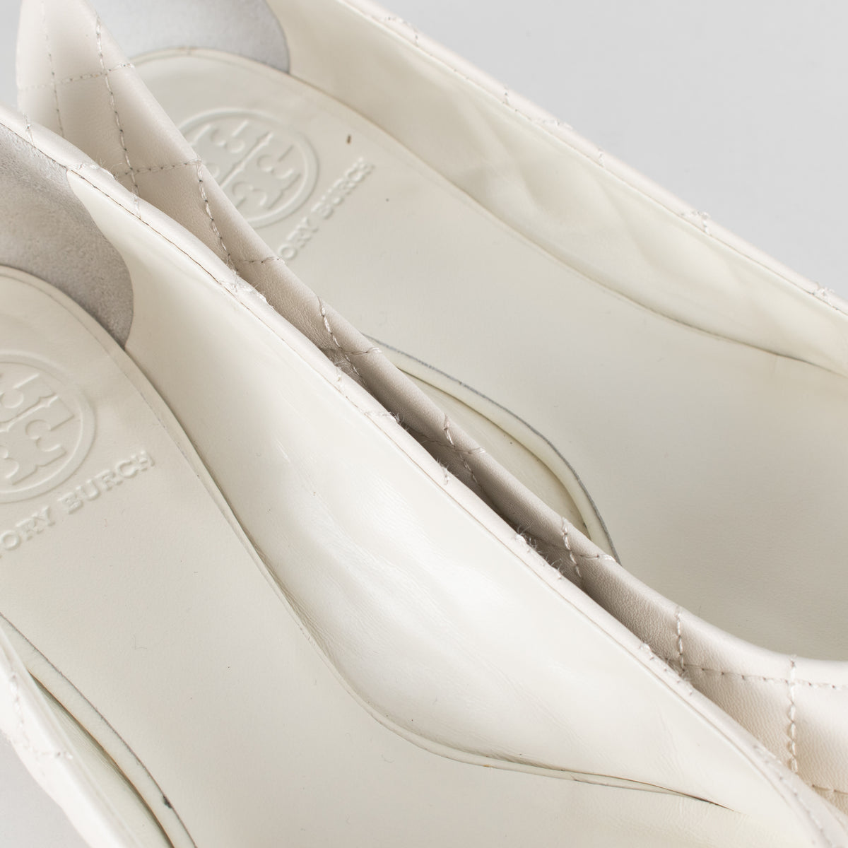 Tory Burch White Quilted Leather & Gold Medallion Pumps