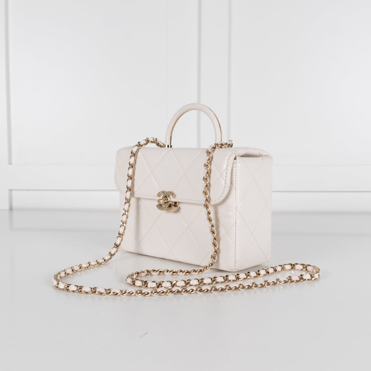 Chanel White Lambskin White Quilted Vanity Shoulder Bag