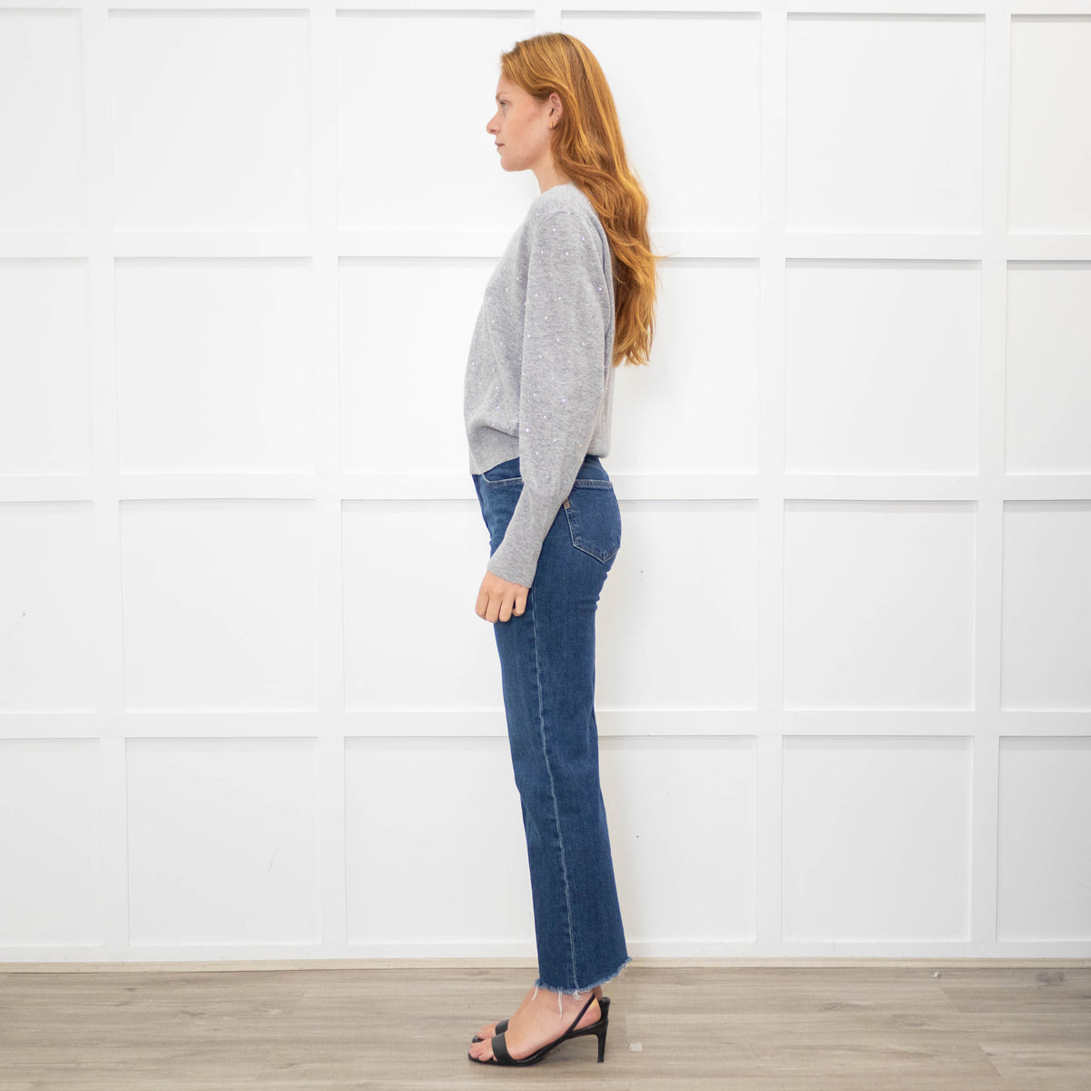Kinross Cashmere Grey V Neck Sweater With Diamante