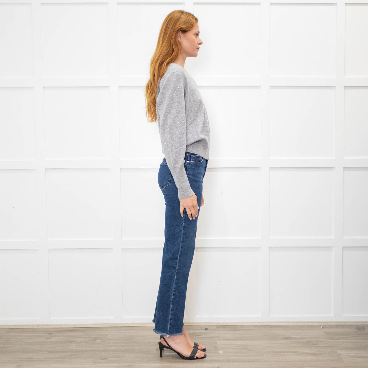 Kinross Cashmere Grey V Neck Sweater With Diamante