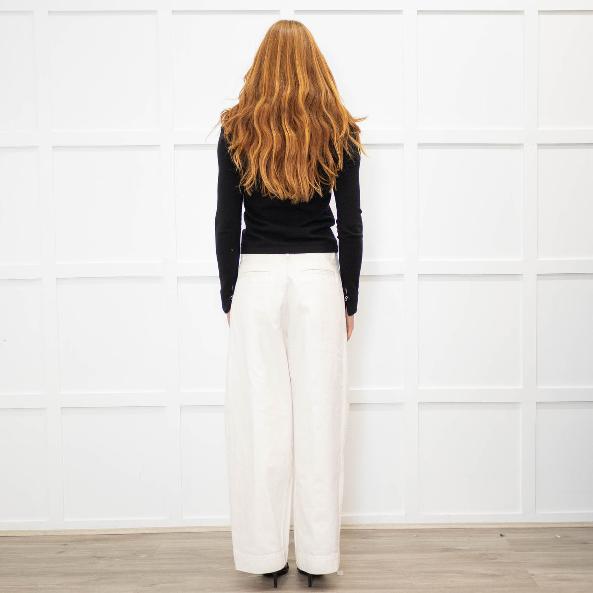 Chanel Black Cashmere Sweater With Cream Inset Collar