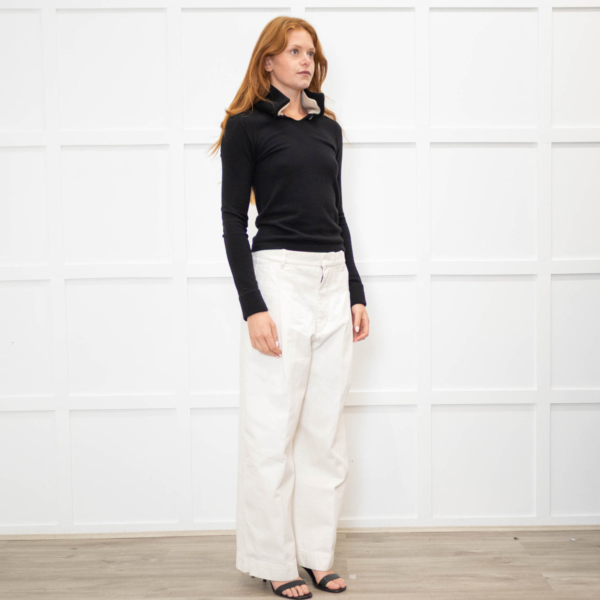 Chanel Black Cashmere Sweater With Cream Inset Collar