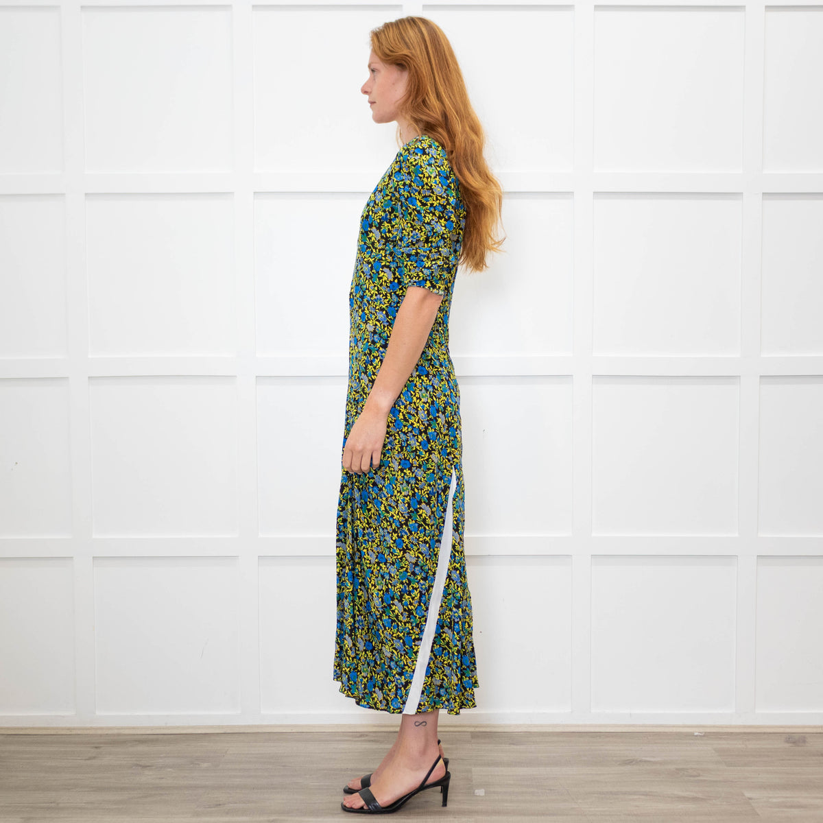 Victoria Beckham Black Blue Yellow Floral Long Sleeve Silk Dress