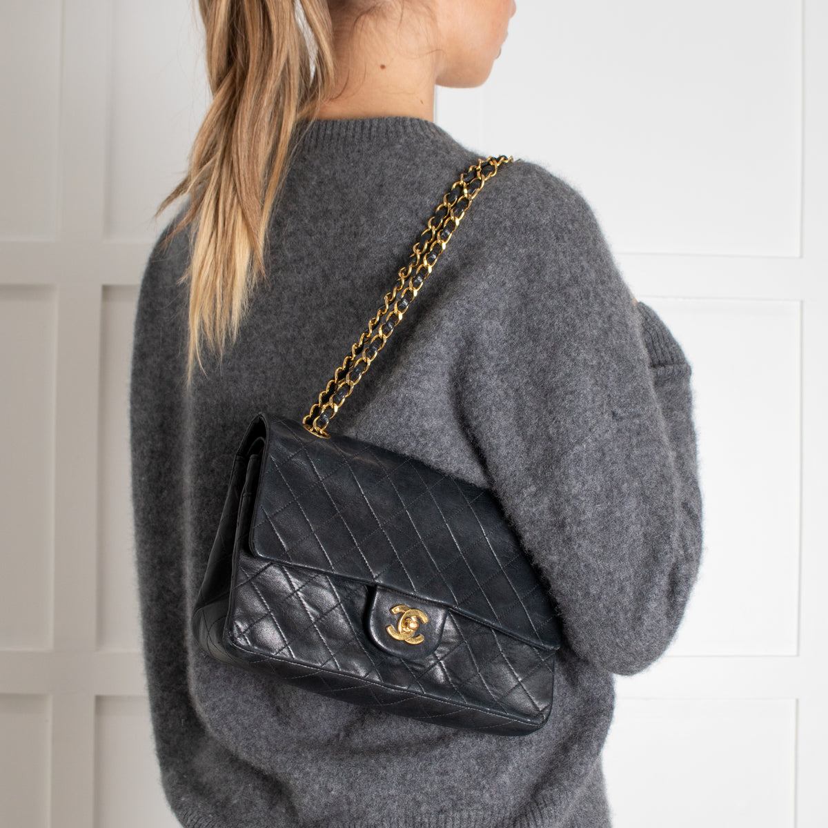 Chanel Medium Black Vintage Classic Flap