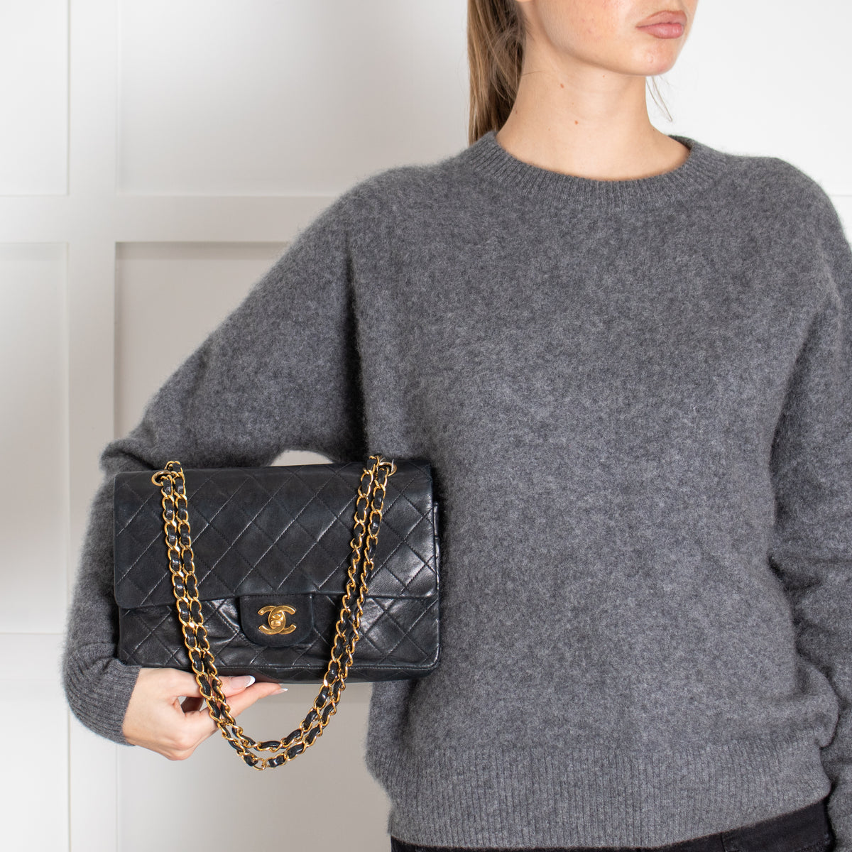 Chanel Medium Black Vintage Classic Flap