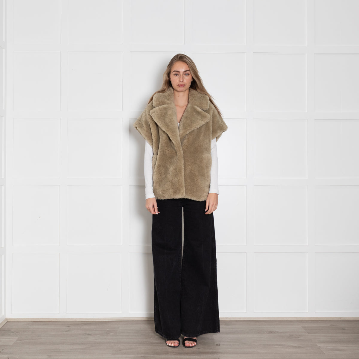 Dante 6 Cheedo Pale Green Faux Fur Gilet