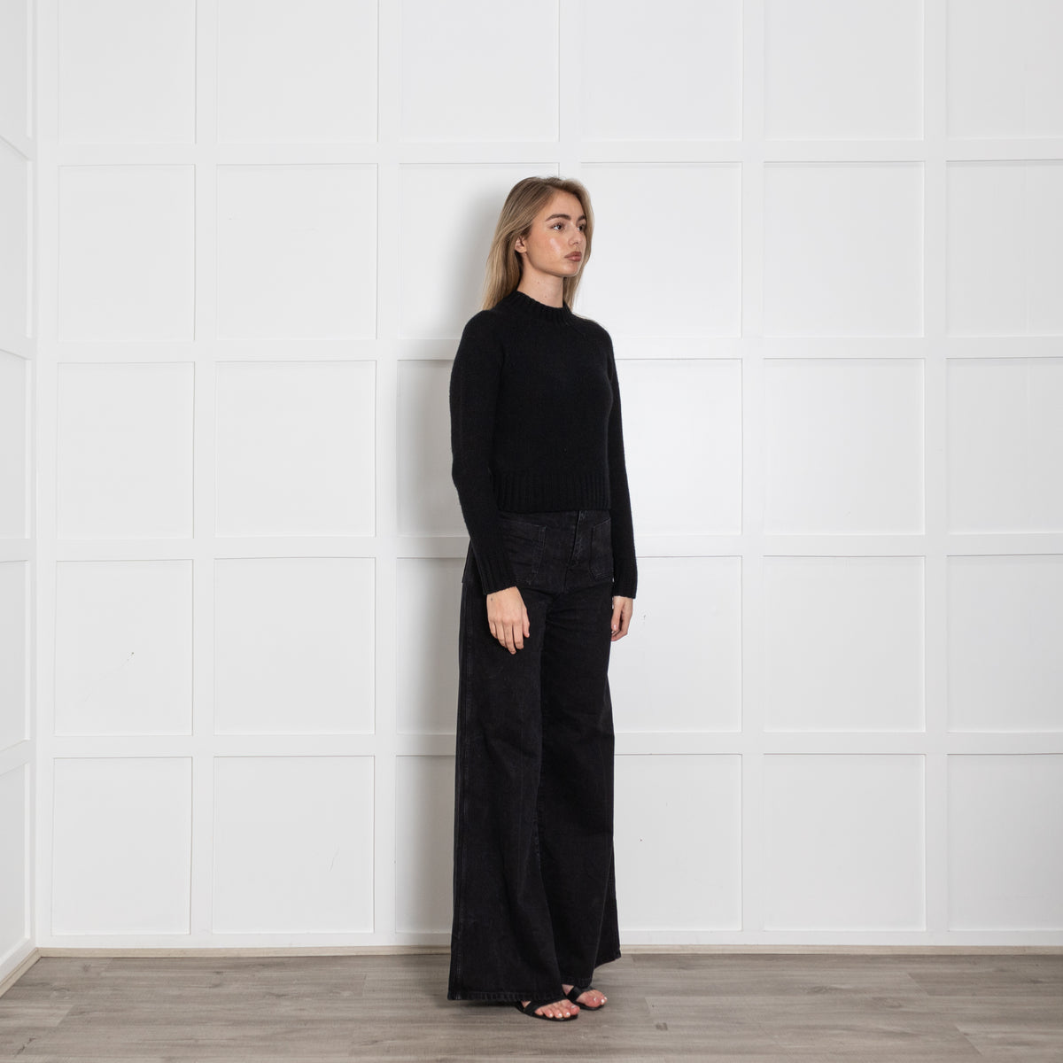 Vince Black Cashmere Short Jumper