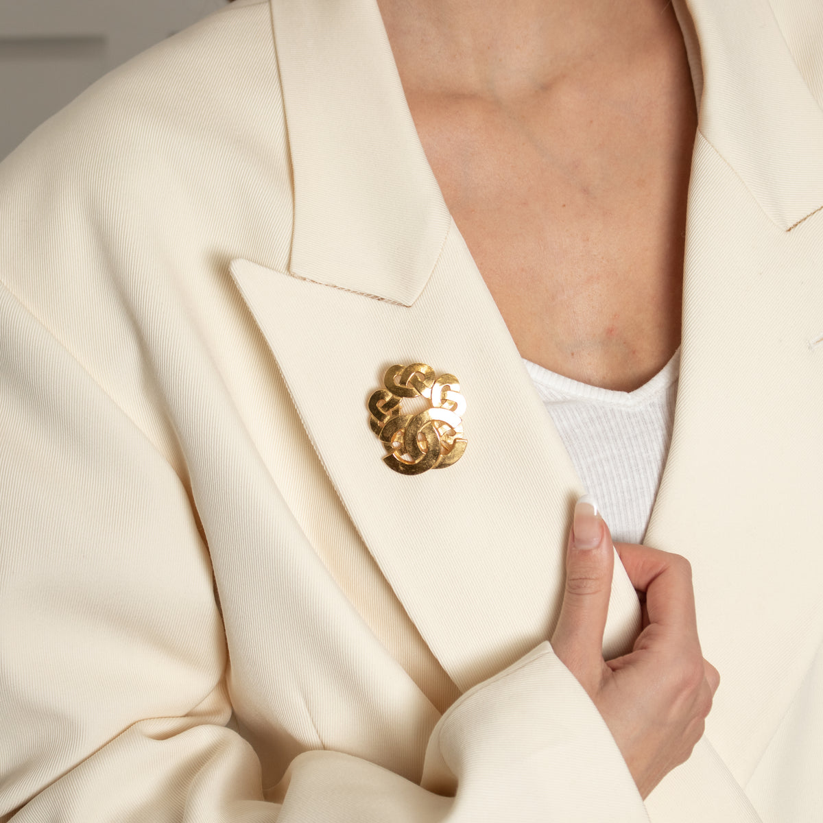 Chanel CC Pretzel Link Brooch