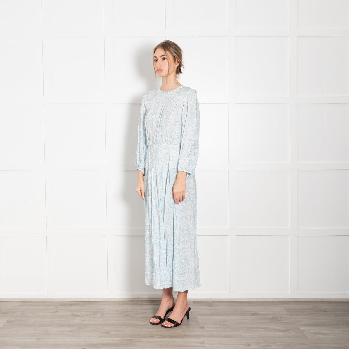 Rixo Pale Blue White Floral Puff Sleeve Midi Dress