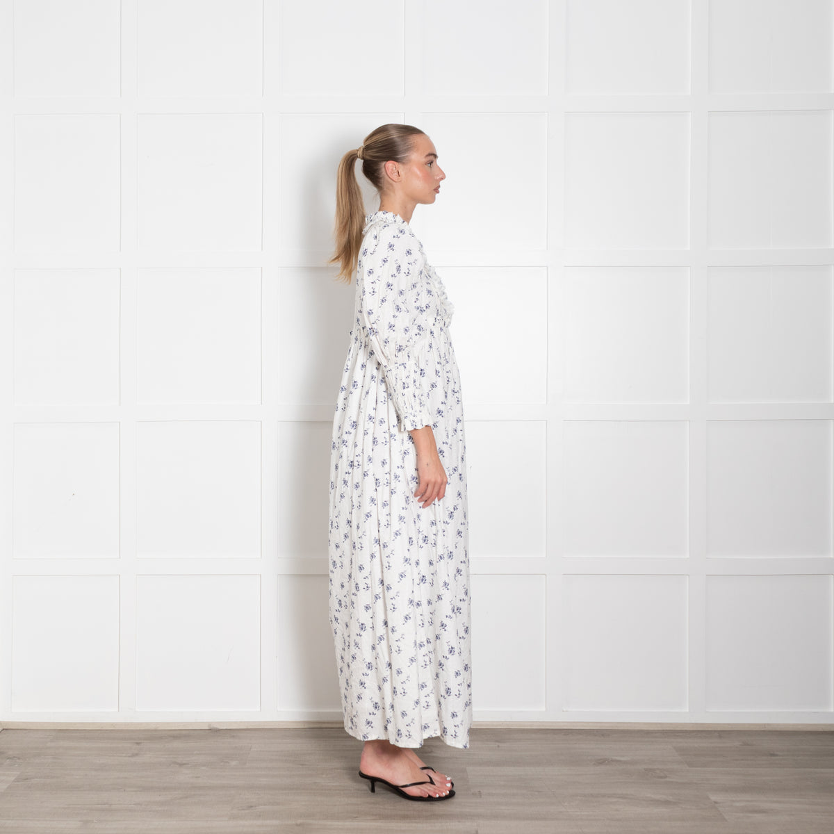Andion White Blue Floral Puff Sleeve Empire Line Maxi Dress