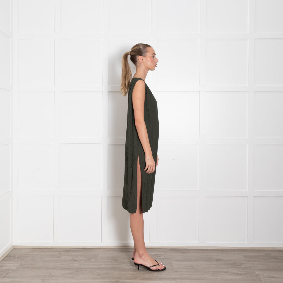 Max Mara Leisure Green Crinkled Sleeveless Dress