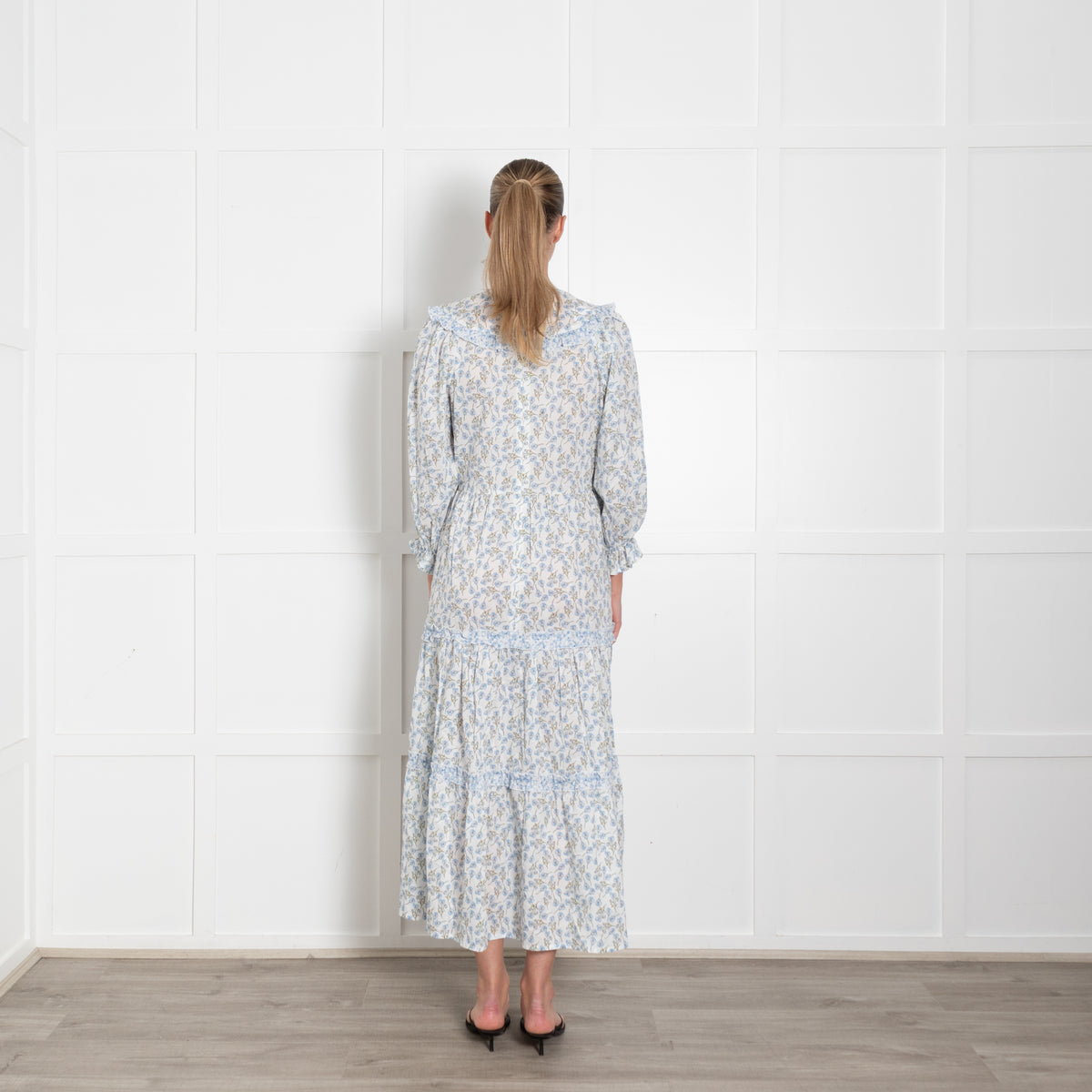 Ridley White Blue Pansy Print Cotton Sleeved Maxi Dress