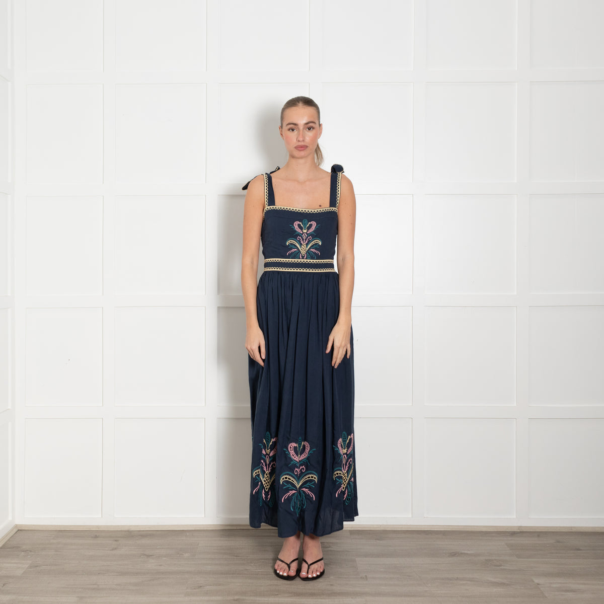 Lug Von Siga Blue W. Multicolour Embroidery & Square Neck Strappy Sundress
