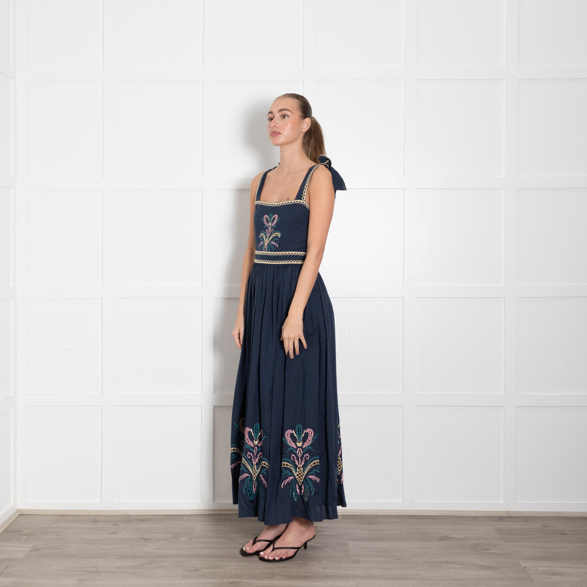 Lug Von Siga Blue W. Multicolour Embroidery & Square Neck Strappy Sundress