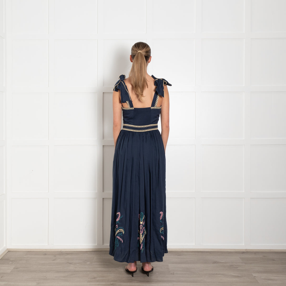 Lug Von Siga Blue W. Multicolour Embroidery & Square Neck Strappy Sundress