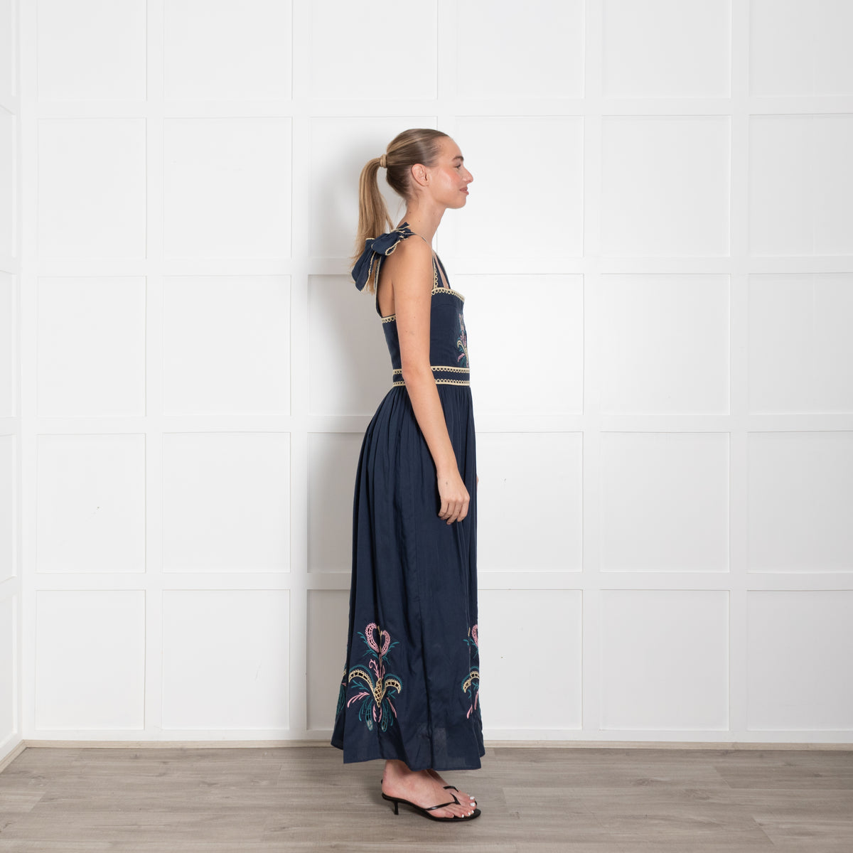 Lug Von Siga Blue W. Multicolour Embroidery & Square Neck Strappy Sundress
