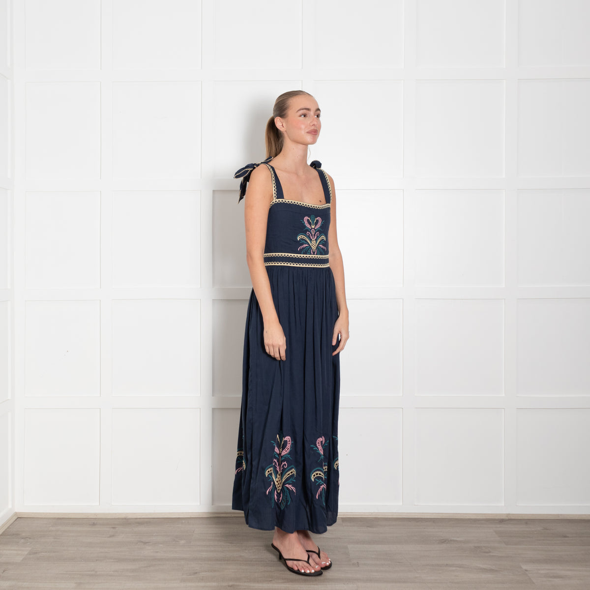 Lug Von Siga Blue W. Multicolour Embroidery & Square Neck Strappy Sundress